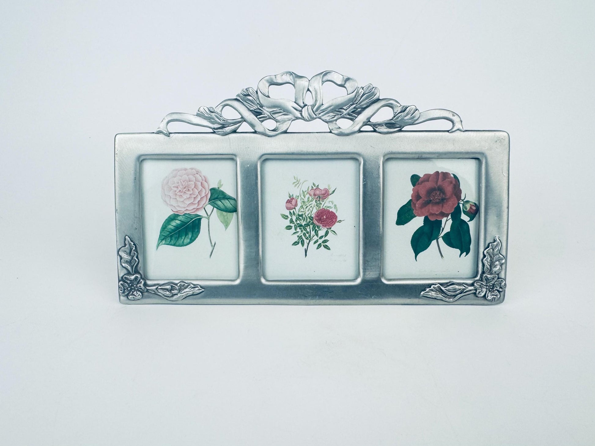 Product image for 'vintage pewter silver floral bow tabletop trio picture frame made in canada' (view 2f38d5)