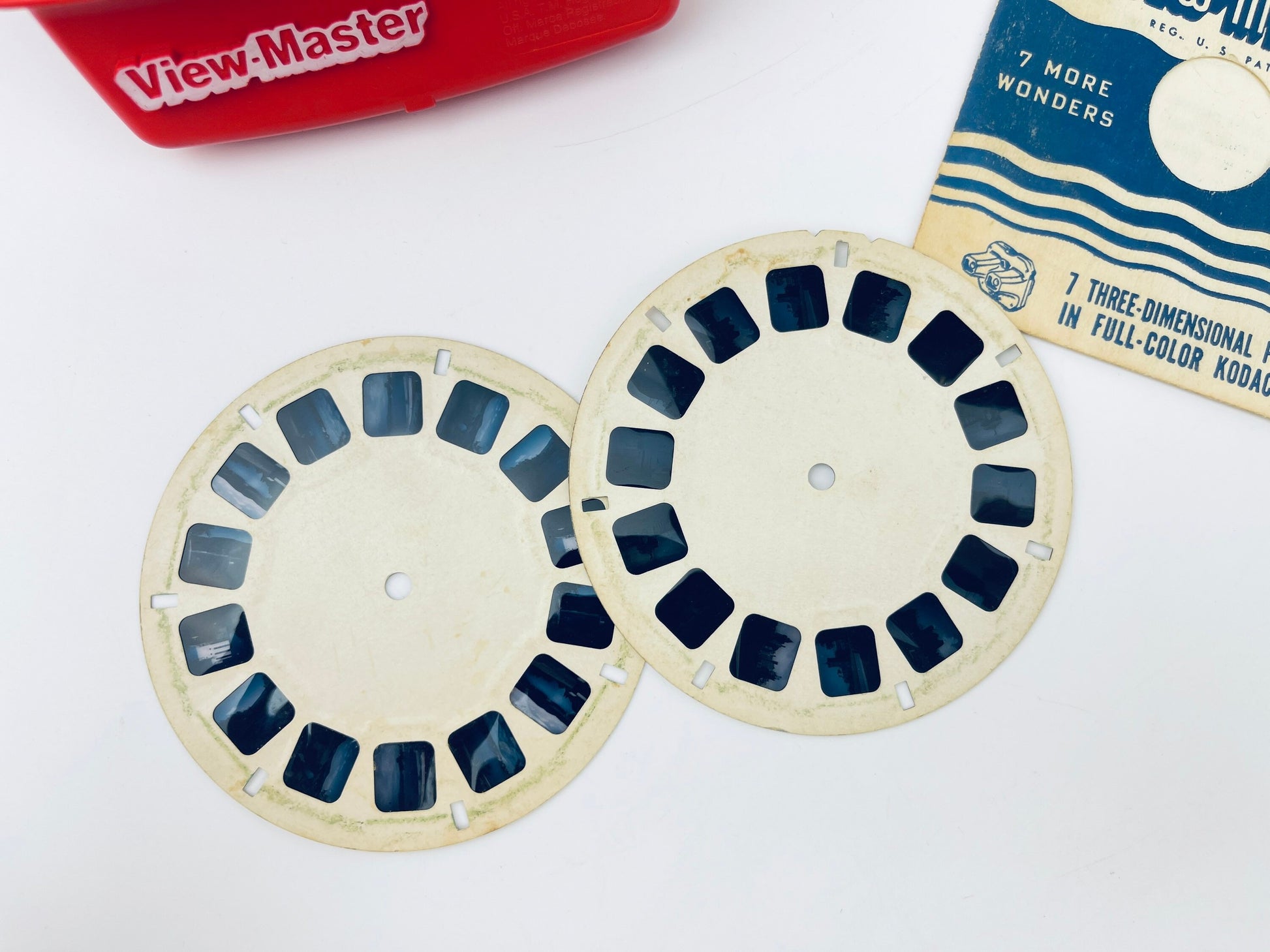Product image for 'vintage view master reel toronto laurentian qc 1960 sold individually' (view 71ebd6)