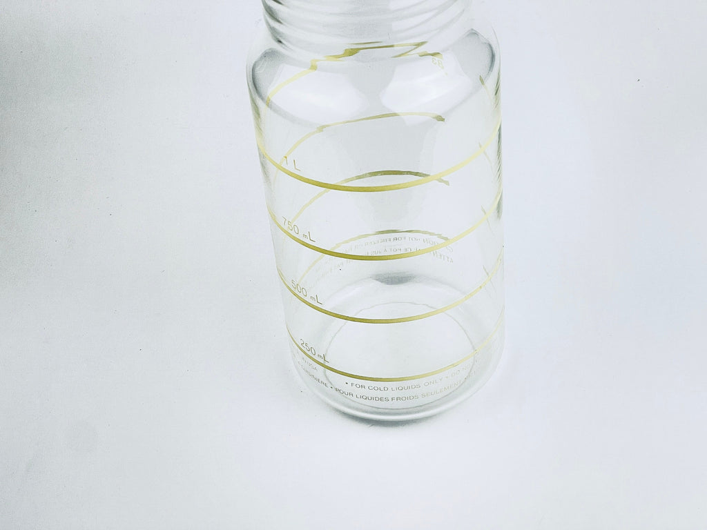 Product image for 'vintage pyrex liquid measuring cup carafe metric system made in usa model 8014 1 5 litre capacity' (view ac8e47)