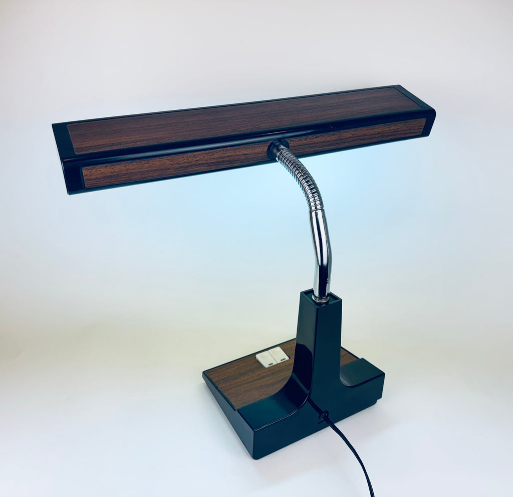 Product image for 'vintage task study table lamp flexible silver metal gooseneck faux wood design base' (view 545faf)
