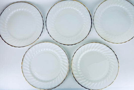 Product image for 'vintage anchor hocking suburbia pattern white gold gilt rim scallopped shell milk glass dinner plates made in usa sold separately' (view 982c22)