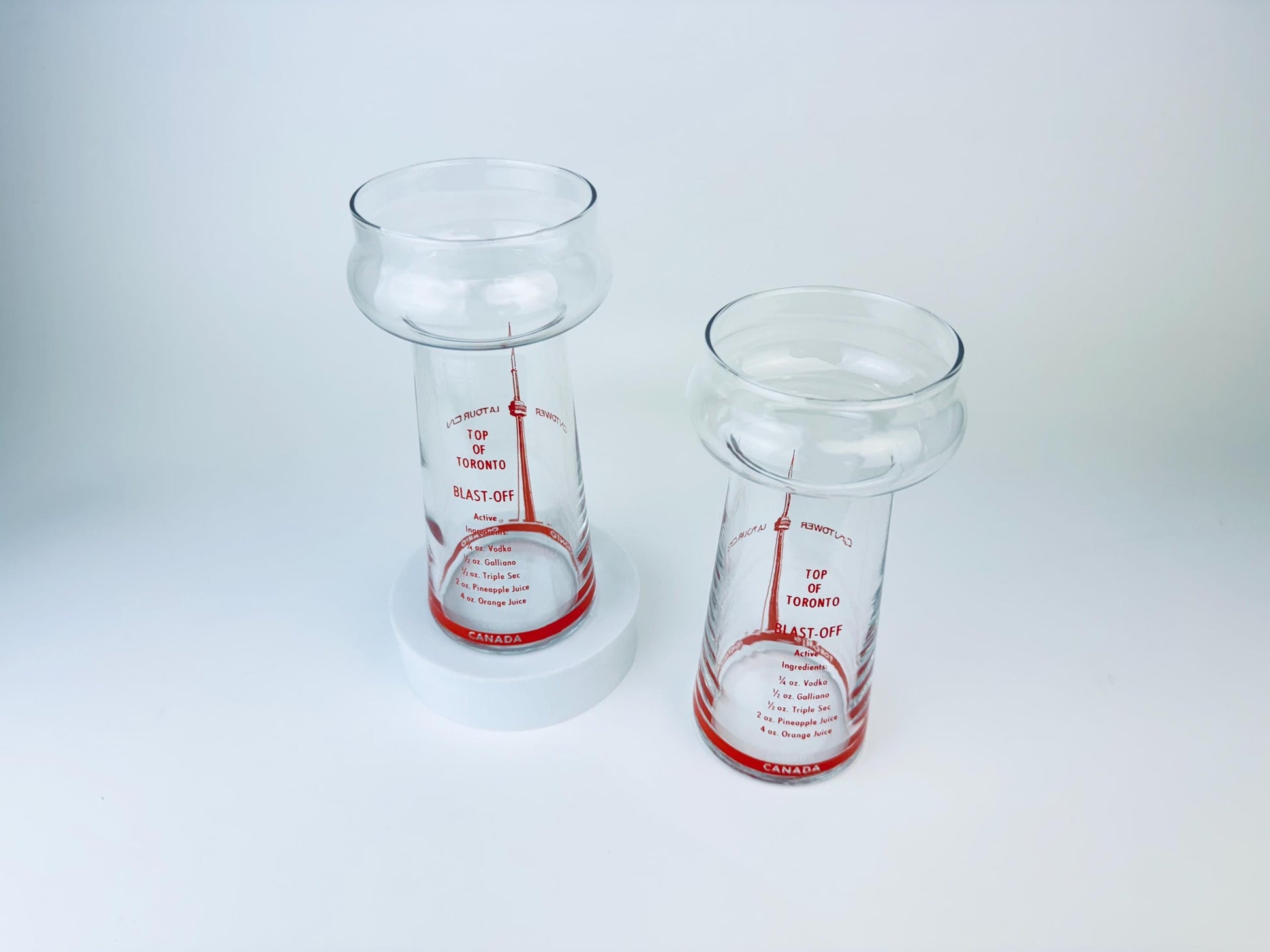 Product image for 'vintage cn tower toronto ontario canada souvenir glassware top of toronto blast off recipe barware dominion glassware made in canada' (view 57cc1f)