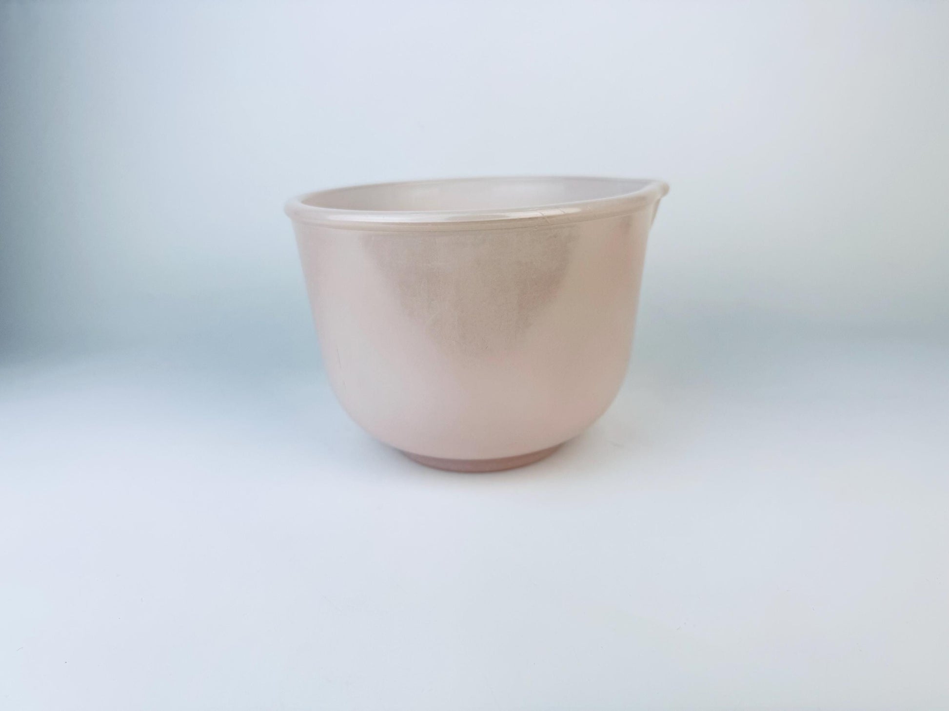 Product image for 'vintage rare 1950s pink glasbake mixing bowl for sunbeam mixmaster made in usa' (view 0ecfd8)