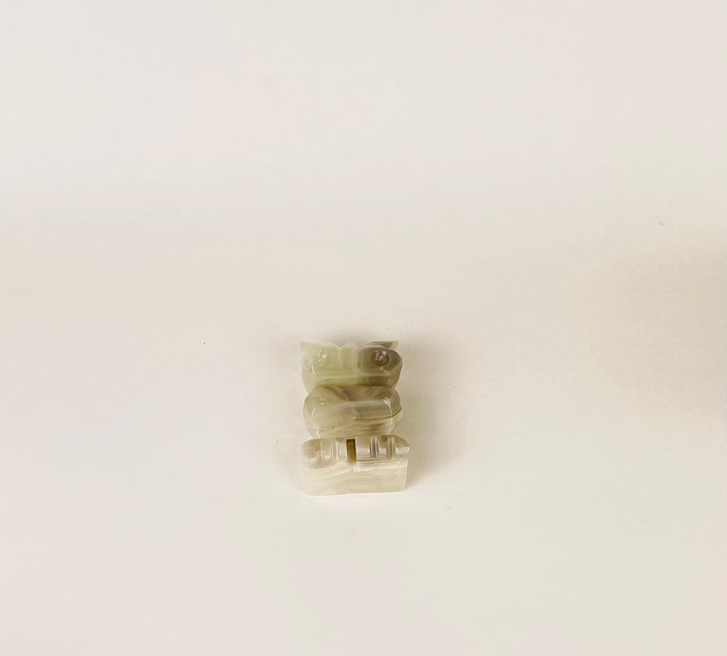 Product image for 'vintage hand carved onyx owl figurine mid century modern elegance' (view b9d74e)