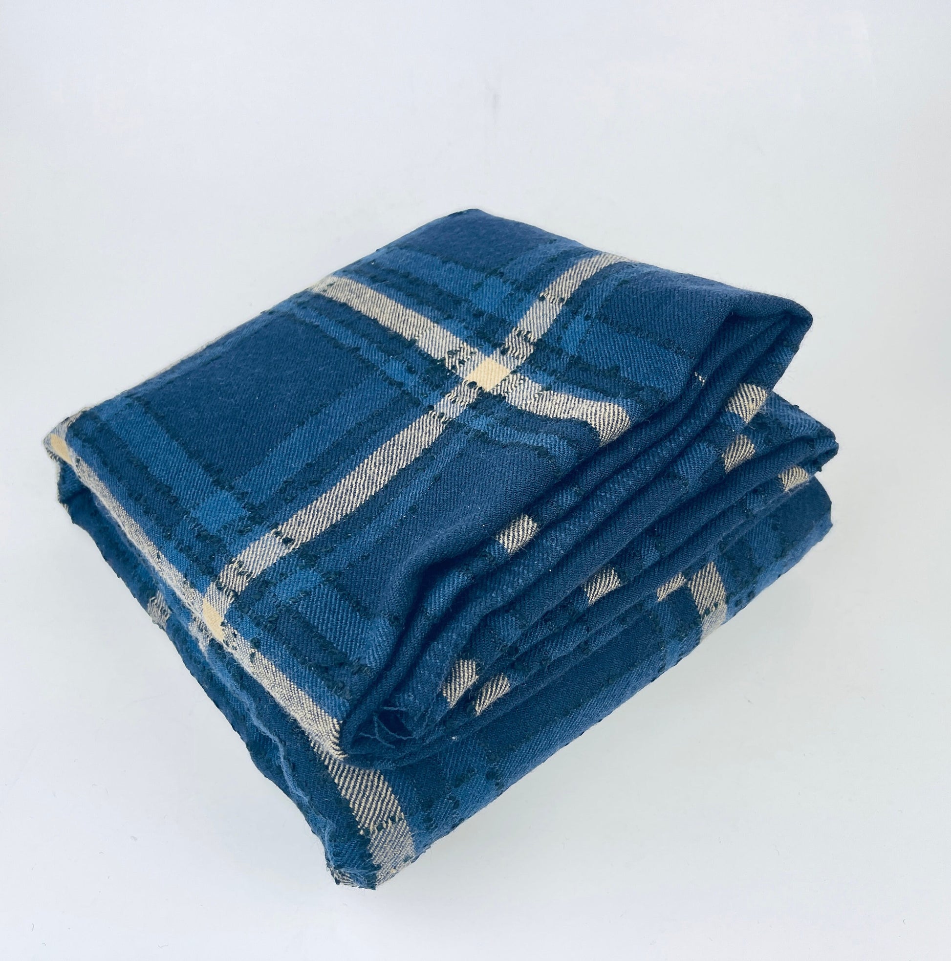 Product image for 'vintage blue beige plaid wool fabric 56 x 66 textured knot lines' (view 8e3134)