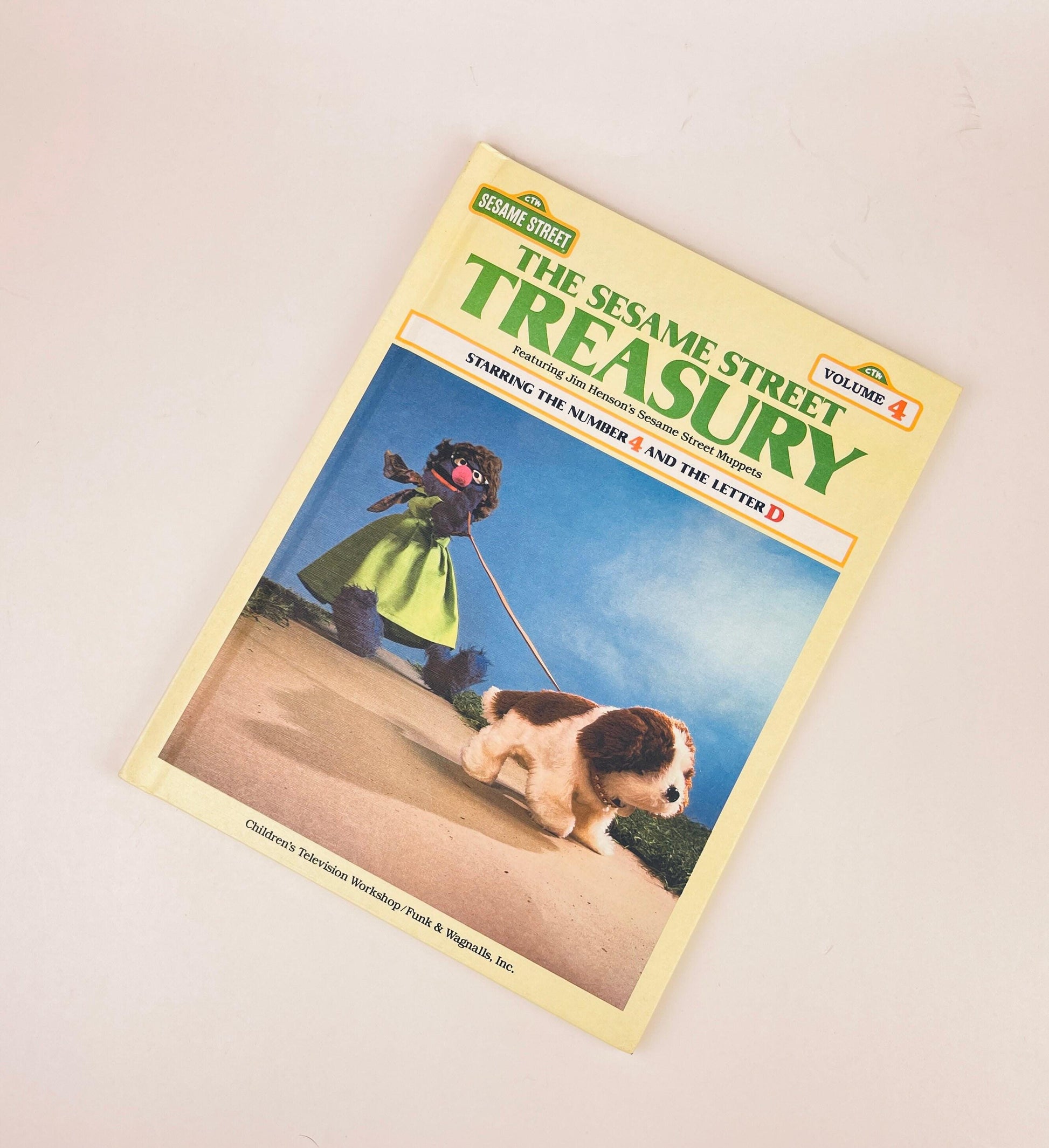 Product image for 'vintage the sesame street treasury hardcover books volumes sold separately' (view 96b1bf)
