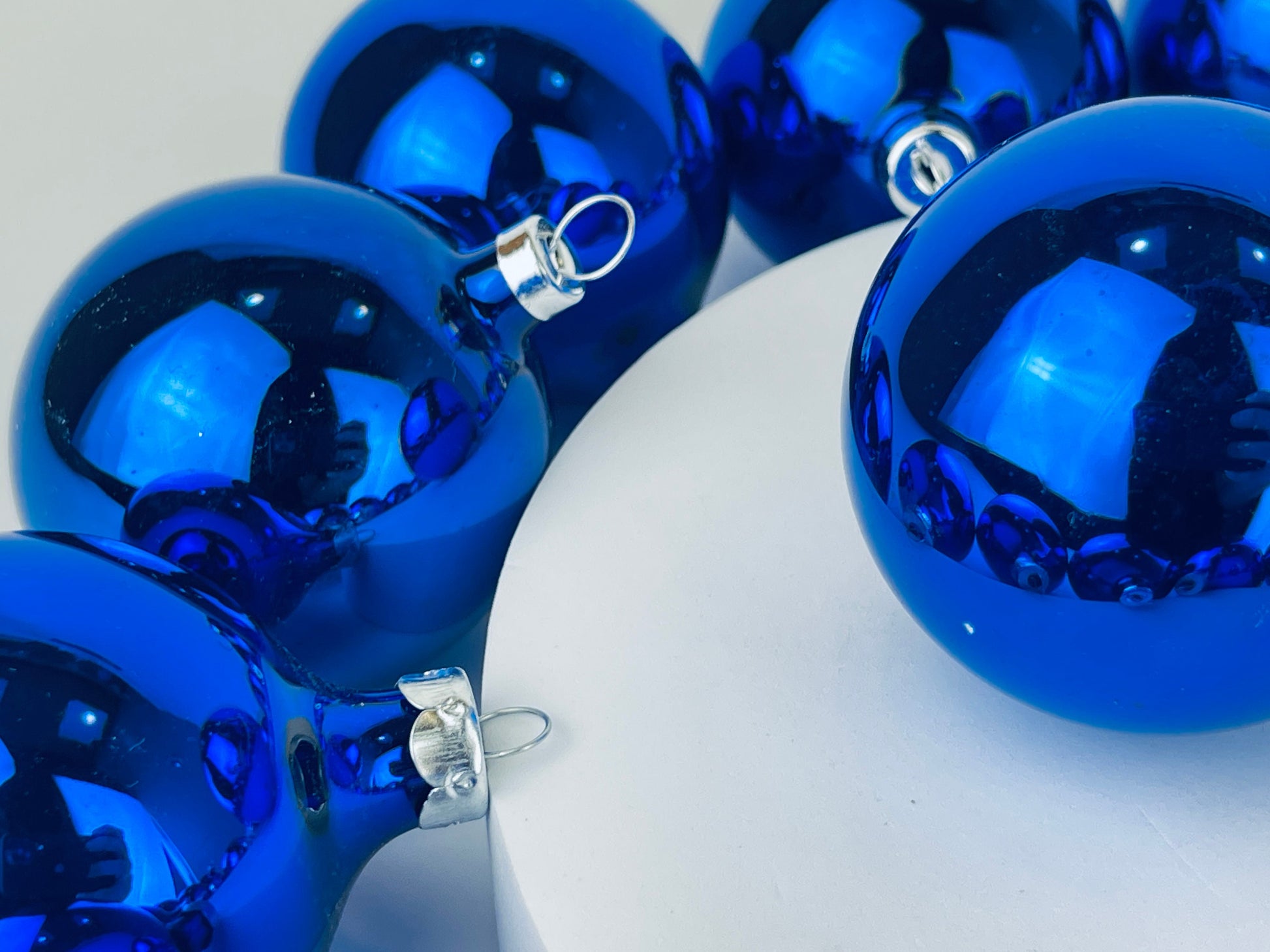 Product image for 'vintage blue glass christmas tree ornaments set of sixteen 16 made in canada by doubl glo alderbrook' (view 275eed)