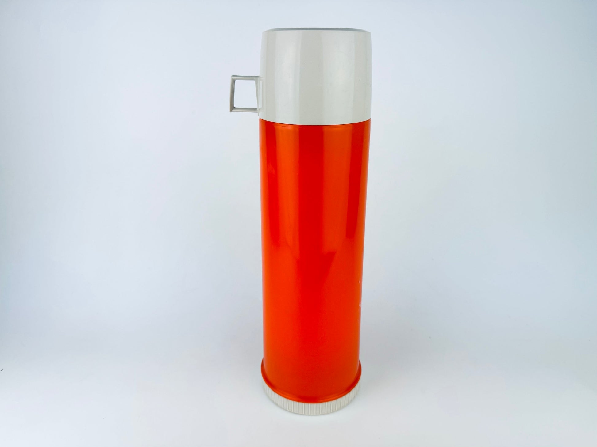 Product image for 'vintage bright orange plastic thermos insulated vacuum sealed jar model 24f made in canada' (view 4e2e8a)