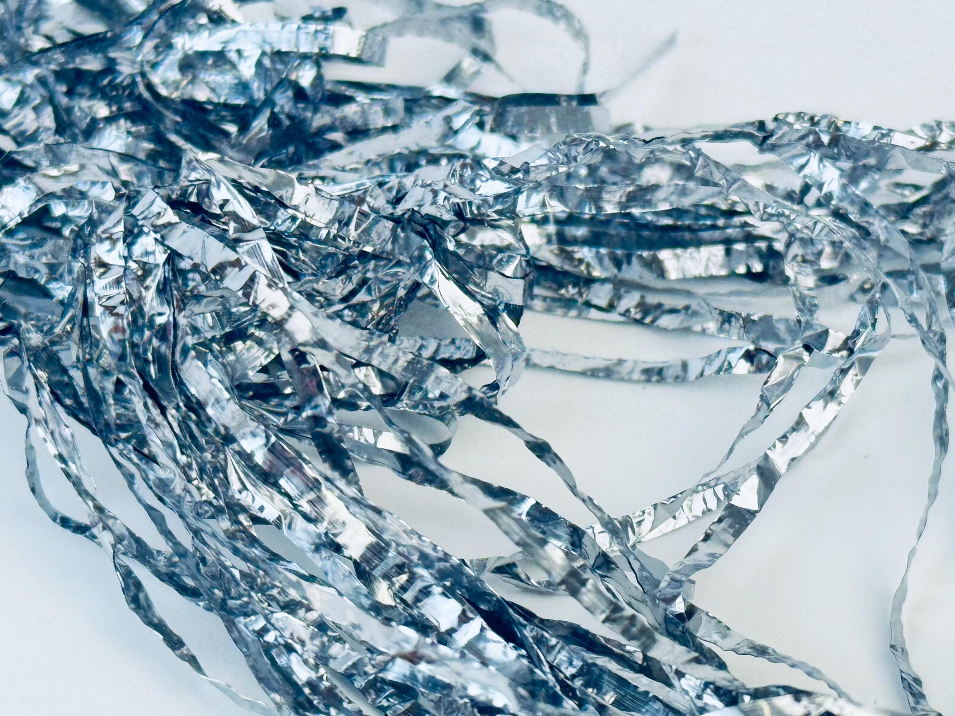 Product image for 'vintage flameproof silver christmas tree icicles tinsel strands made in canada by doubl glo new old stock nos' (view c262ca)