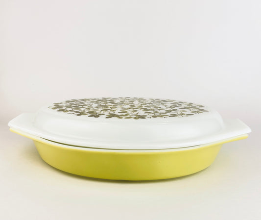 Product image for 'vintage verde pyrex divided casserole dish 1 5 qt green olive branch pattern' (view adc70d)