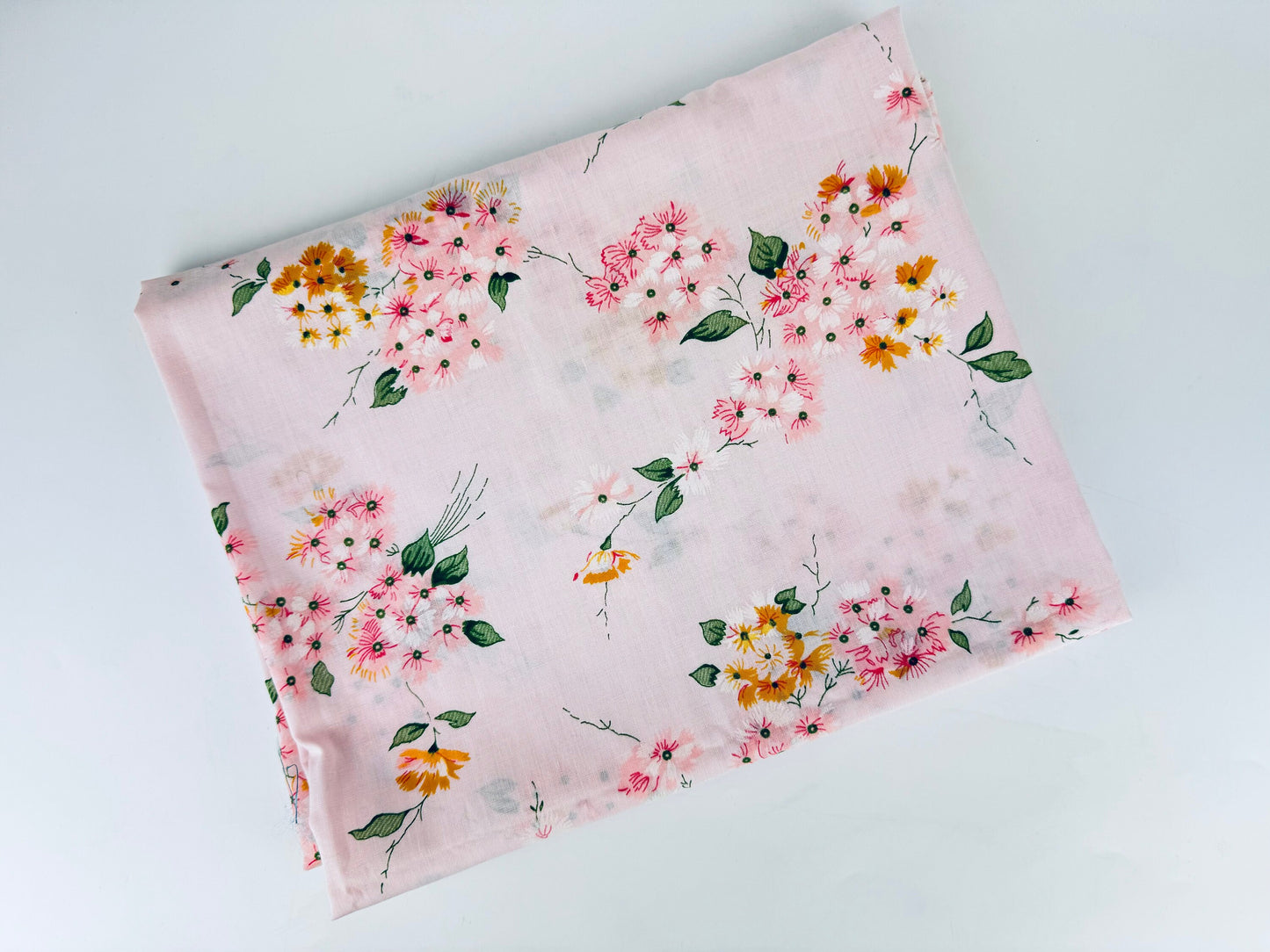 Product image for 'vintage light pink floral semi sheer cotton fabric 44 x 74' (view 1640f5)