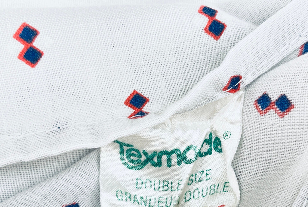 Product image for 'vintage texmade twin double sized single stitch flat sheet geometric double diamond pattern 80 20 cotton polyester made in canada' (view 49f7b7)