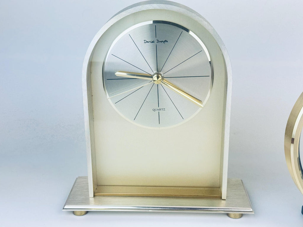Product image for 'vintage daniel dakota konig quartz tabletop clocks sold separately' (view 9d88ea)