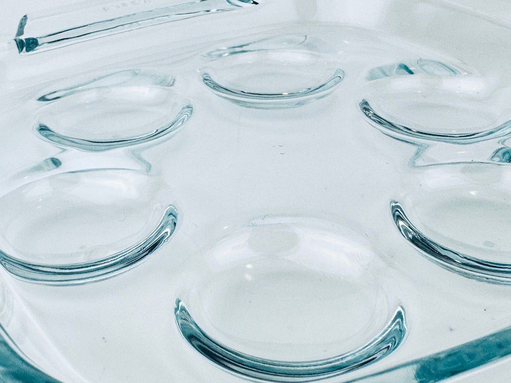 Product image for 'vintage pyrex clear glass escargot snail devilled egg plates 473 set of two 2 made in france' (view 3fd17e)