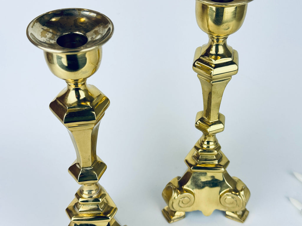Product image for 'vintage hollywood regency tall solid cast brass candle stick holders set of two 2 attractive aged metal patina' (view ba12a7)
