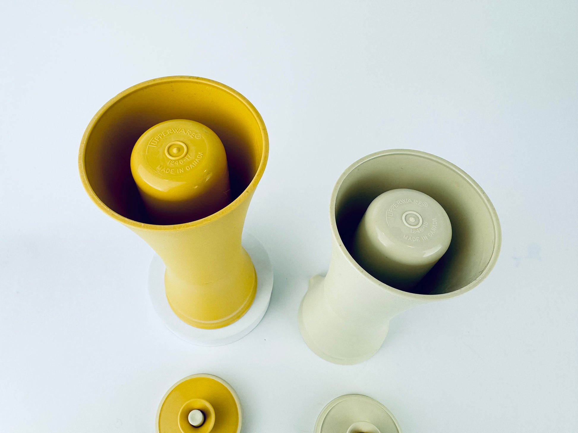 Product image for 'vintage plastic tupperware dressing cruet set of two 2 harvest gold almond colour made in canada' (view 2b6f5e)