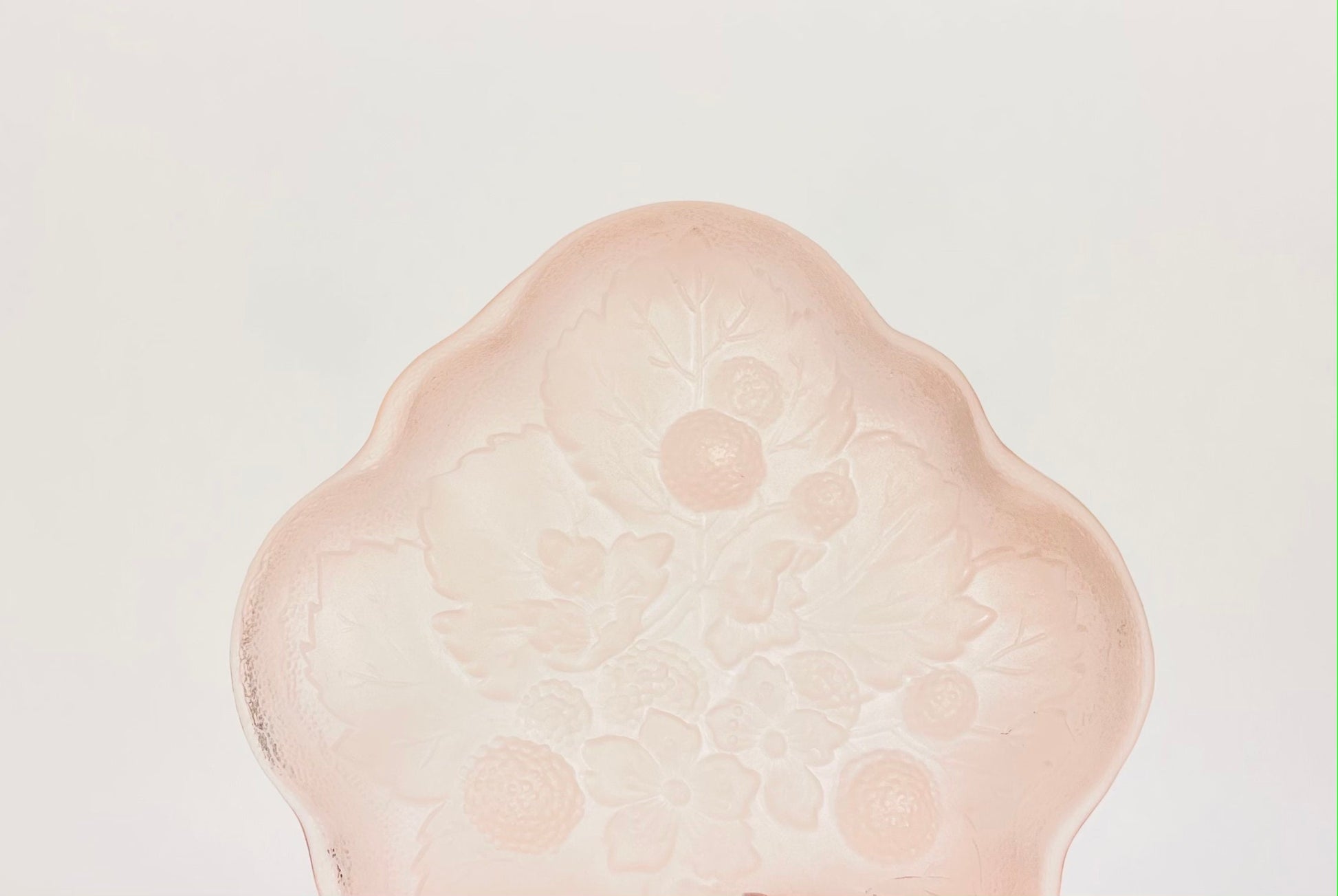 Product image for 'vintage light pink trinket jewellery tray flower leaf pattern' (view d3dfd2)