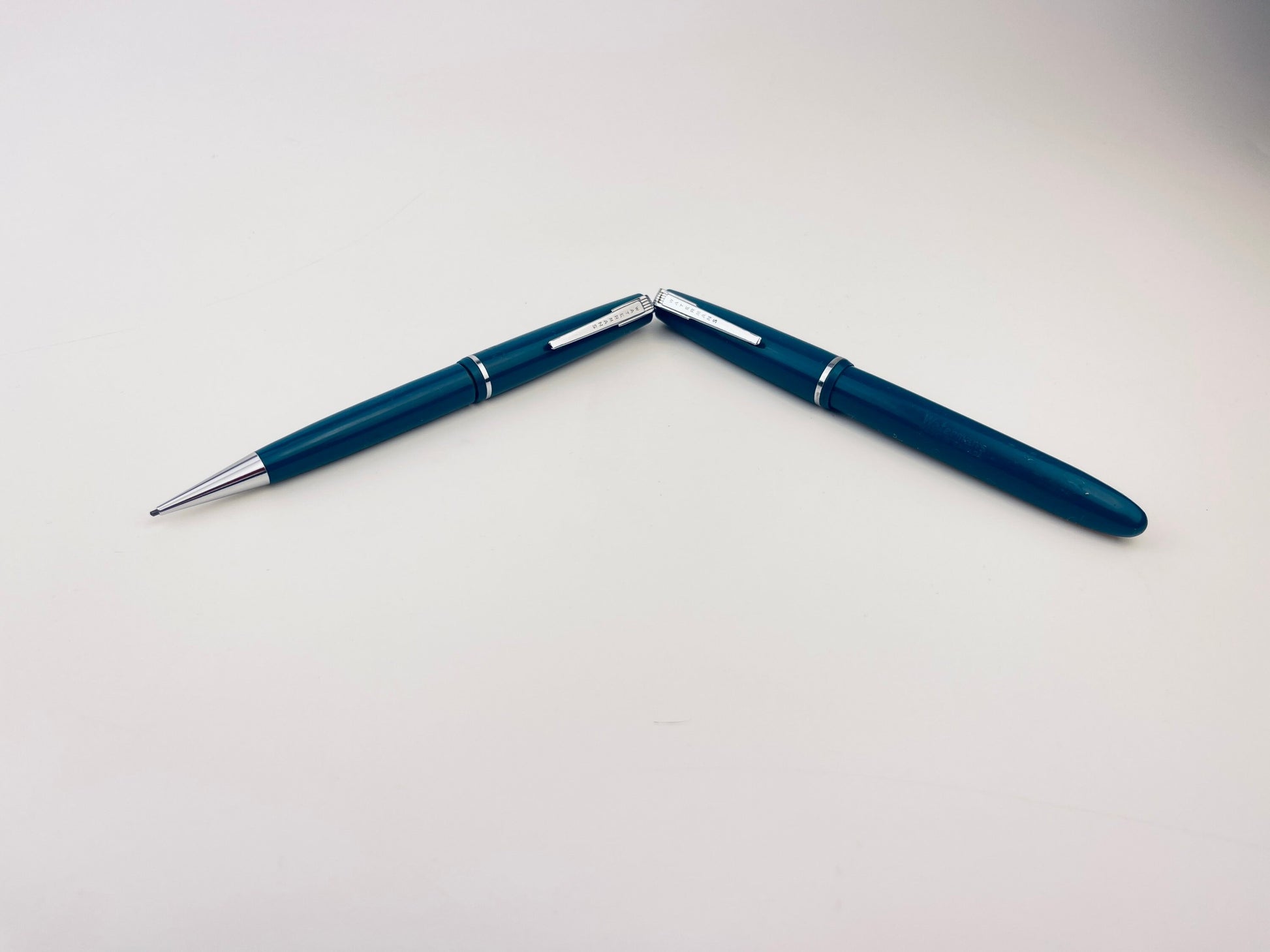 Product image for 'vintage watermans mechanical pencil ink quill pen set blue silver made in canada for smoothest writing quality' (view b93f1e)