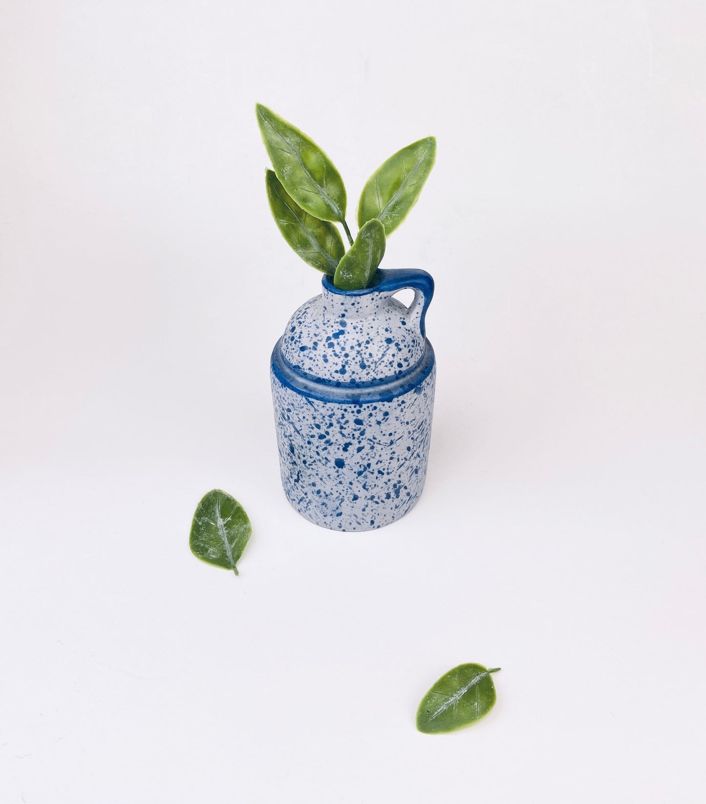 Product image for 'vintage white blue speckle glazed ceramic jug vase laurentian canada pottery' (view 881366)