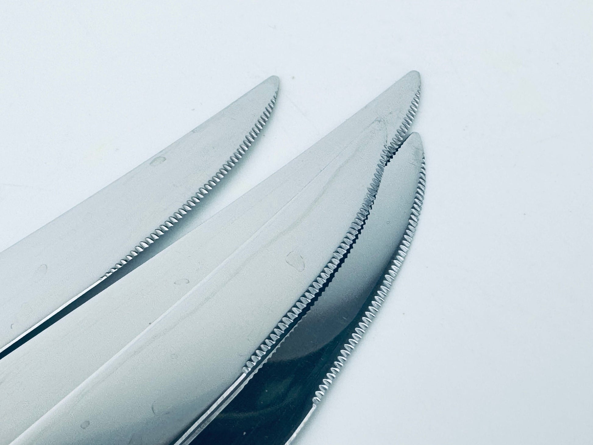 Product image for 'vintage glo hill serrated stainless steel faux wood knife set set of four 4 made in canada' (view 9df806)