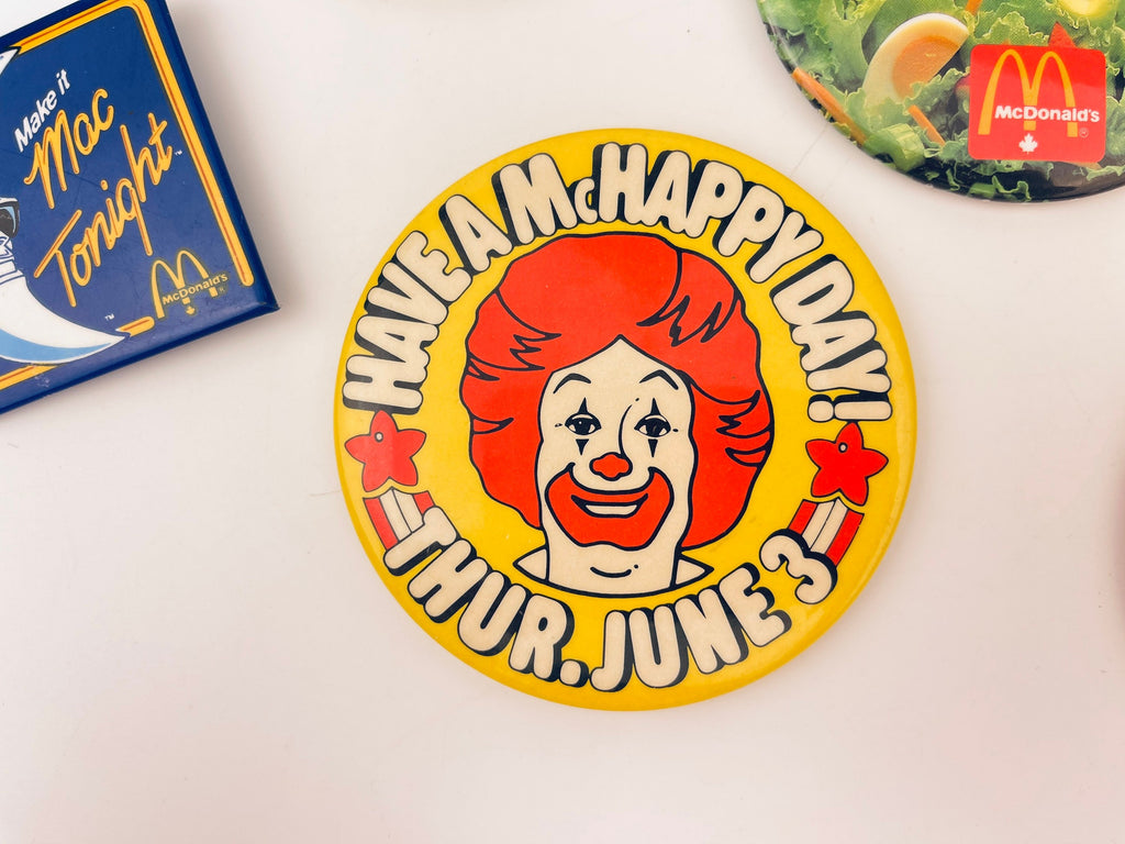 Product image for 'vintage promotional mcdonalds canada restaurant pins pinback buttons sold individually made in canada' (view ca33d3)