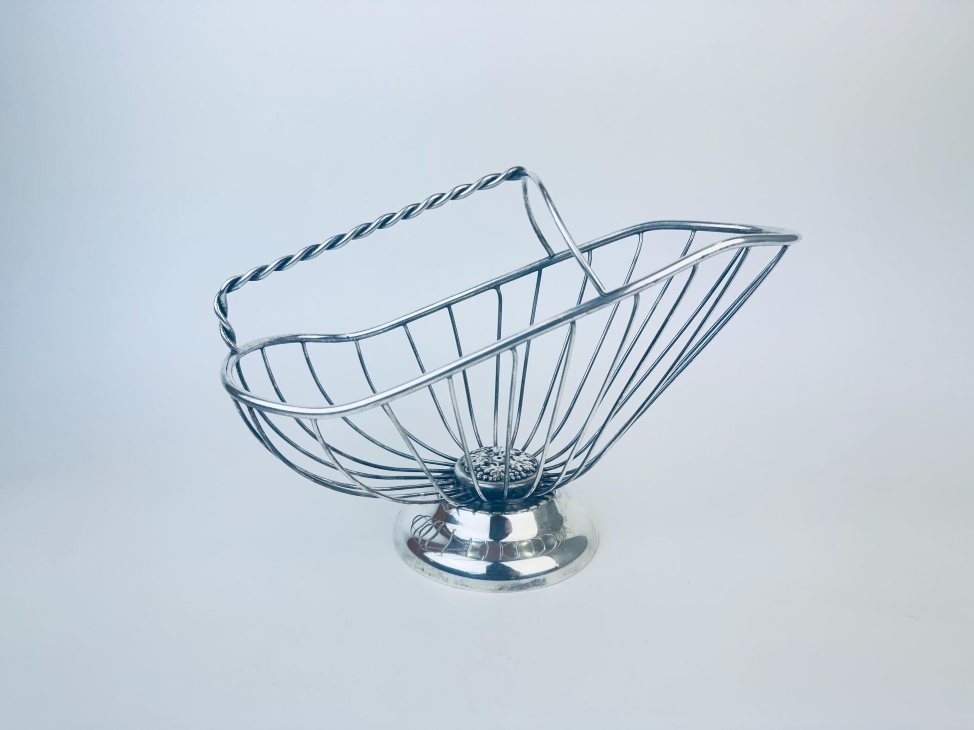 Product image for 'vintage ornate silverplated wine bottle basket caddy grape leaf motif made in italy' (view 890070)