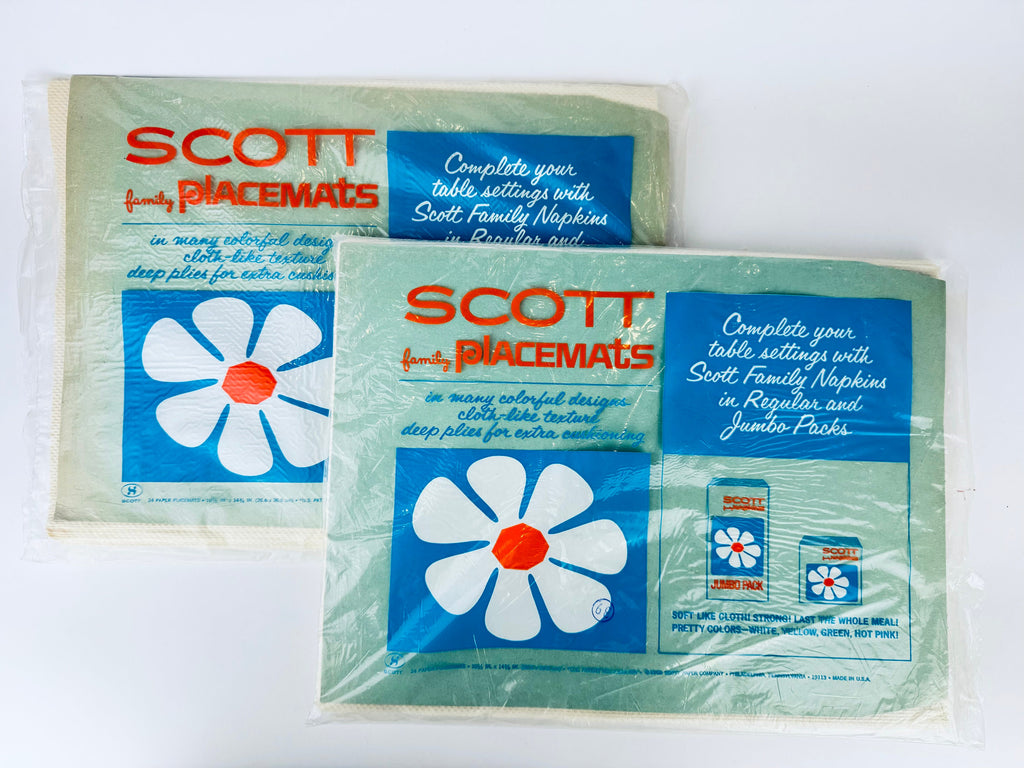 Product image for 'vintage flower power scott paper rectangular placemat set made in usa' (view c3fe18)