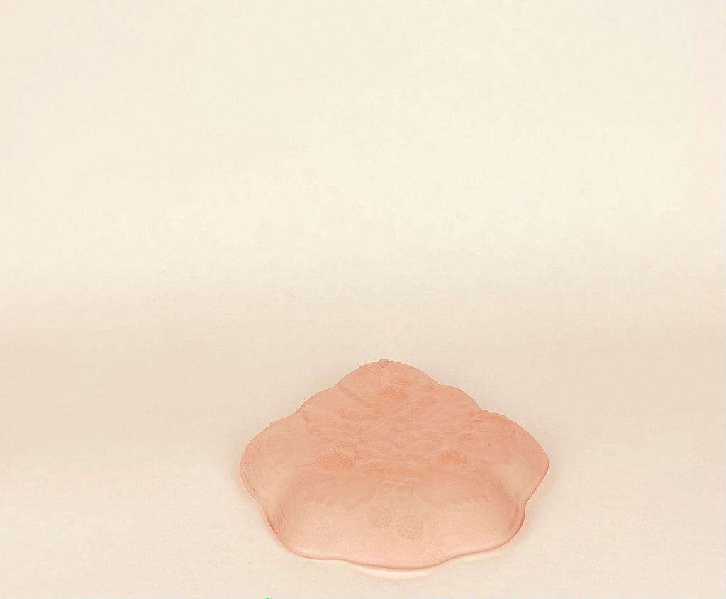 Product image for 'vintage light pink trinket jewellery tray flower leaf pattern' (view 51f703)