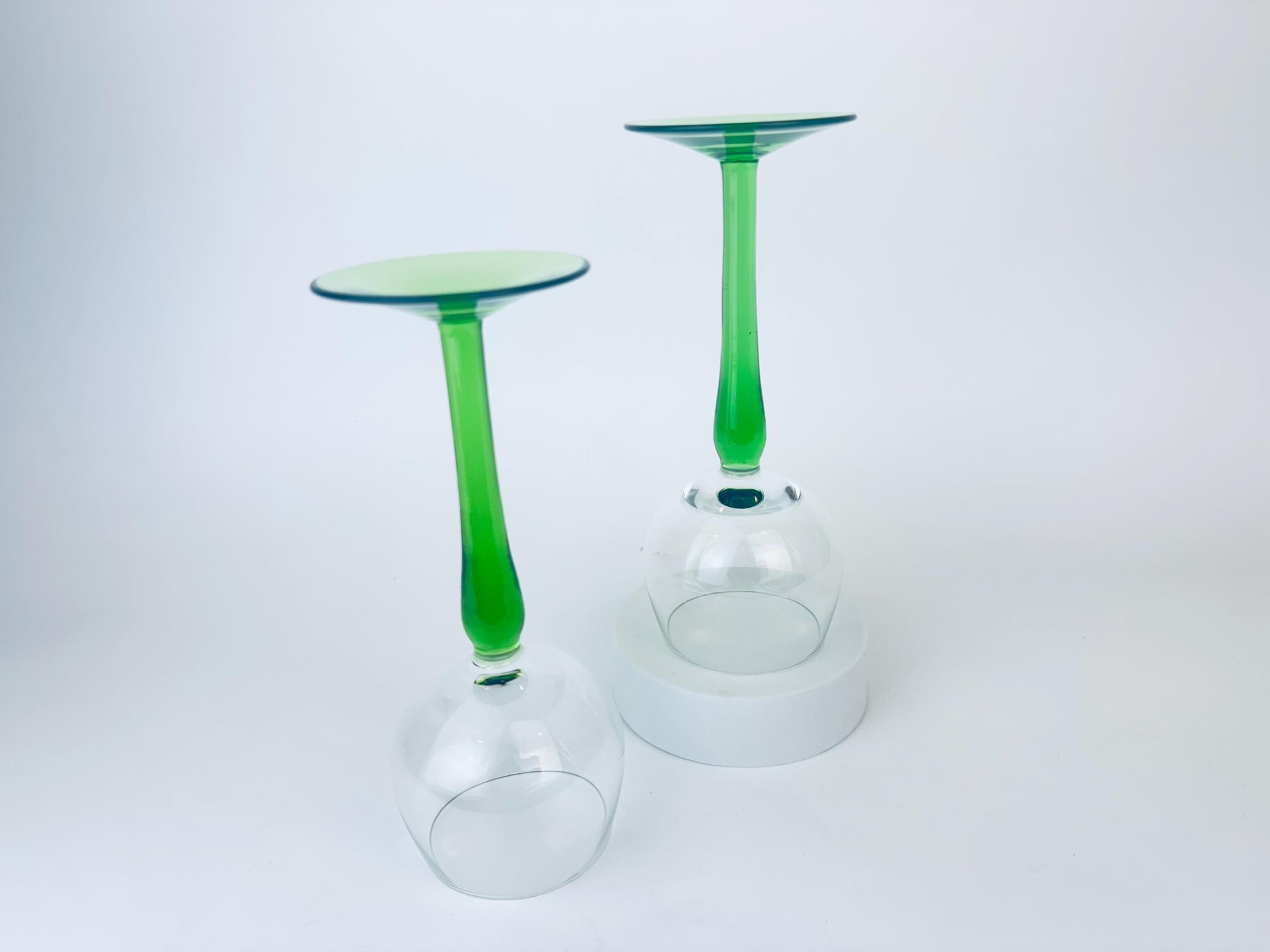 Product image for 'vintage 1970s green stem wine glasses set of 2' (view da8b69)