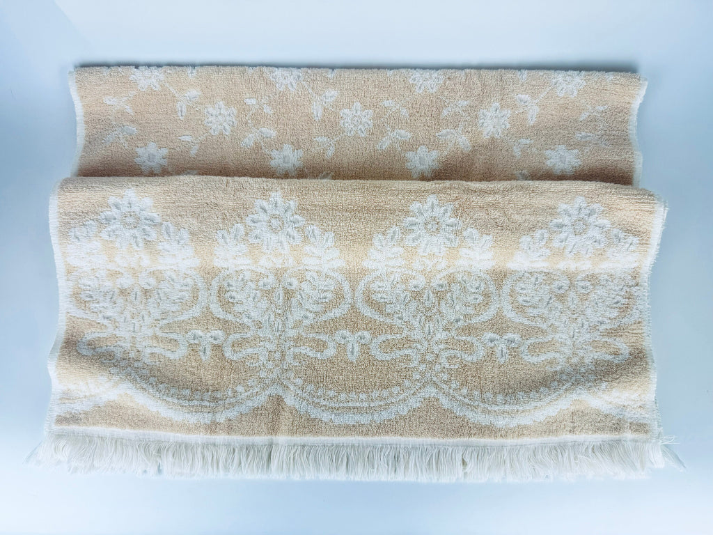Product image for 'vintage royal family cannon rectangular beige white floral fringe bath towel made in usa cotton polyester blend sold separately' (view f788ae)