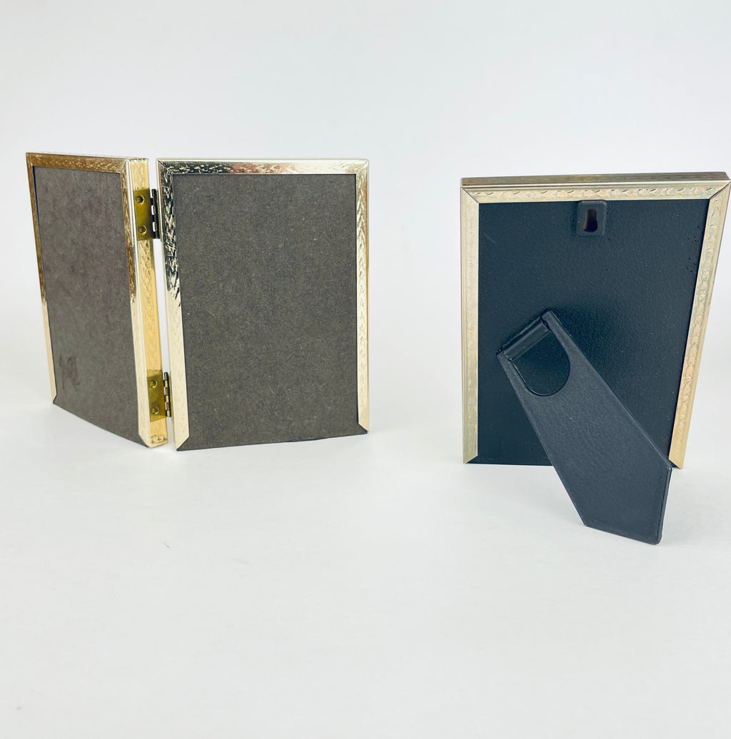 Product image for 'vintage gold tabletop picture frame books sold separately' (view d3910a)