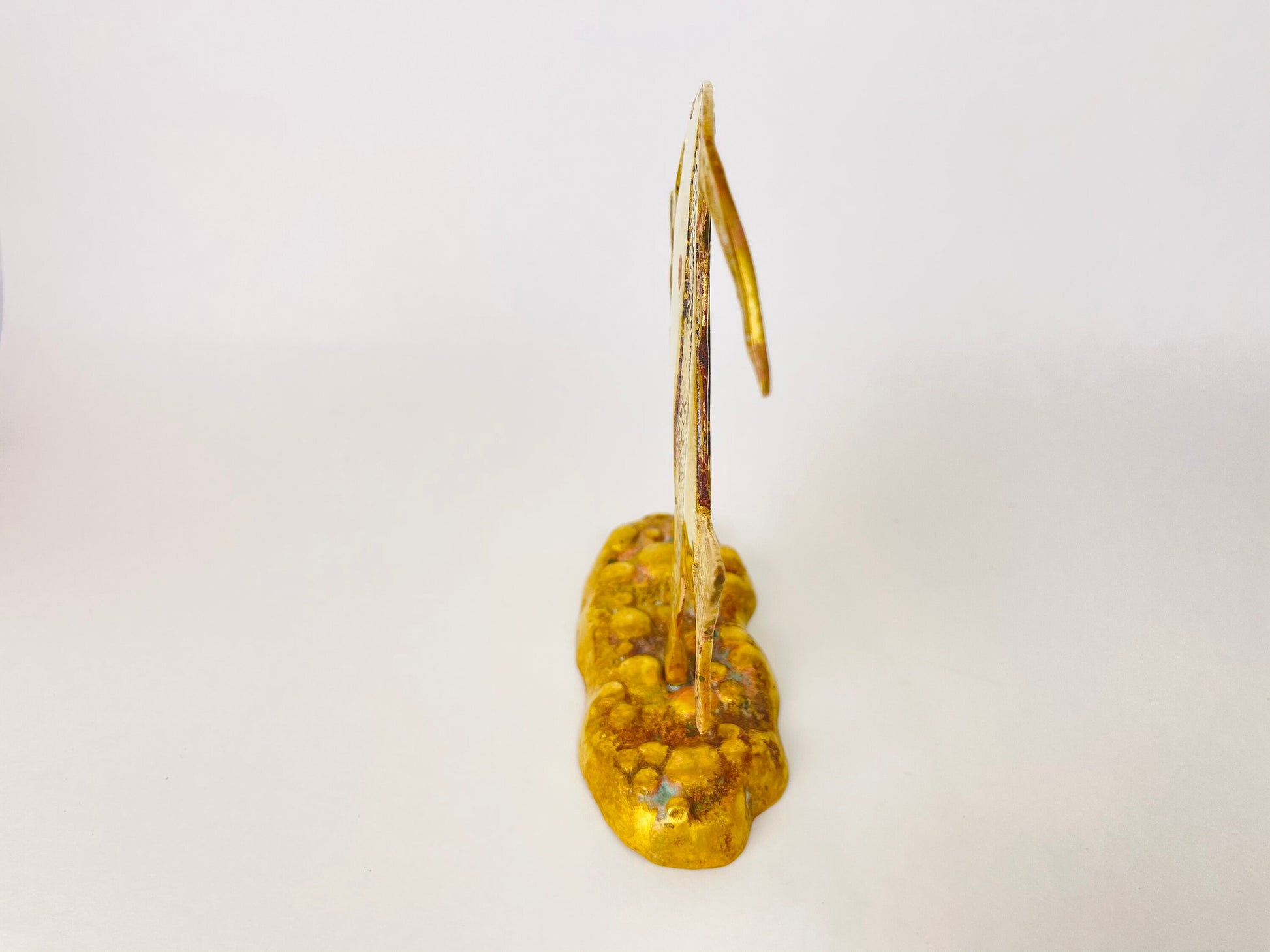 Product image for 'vintage brass angel fish figurine attractive aged metal patina' (view 8a14ef)