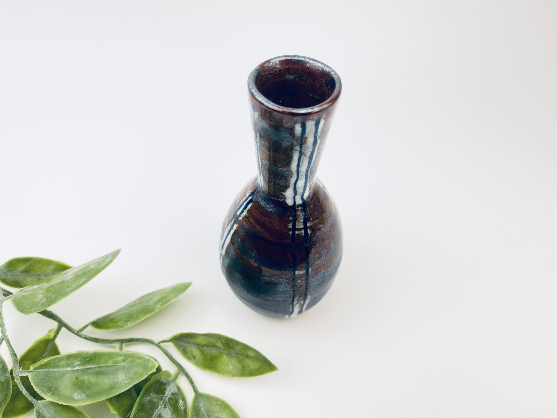 Product image for 'vintage ceramic bud vase brown silver made in japan' (view 8ed032)