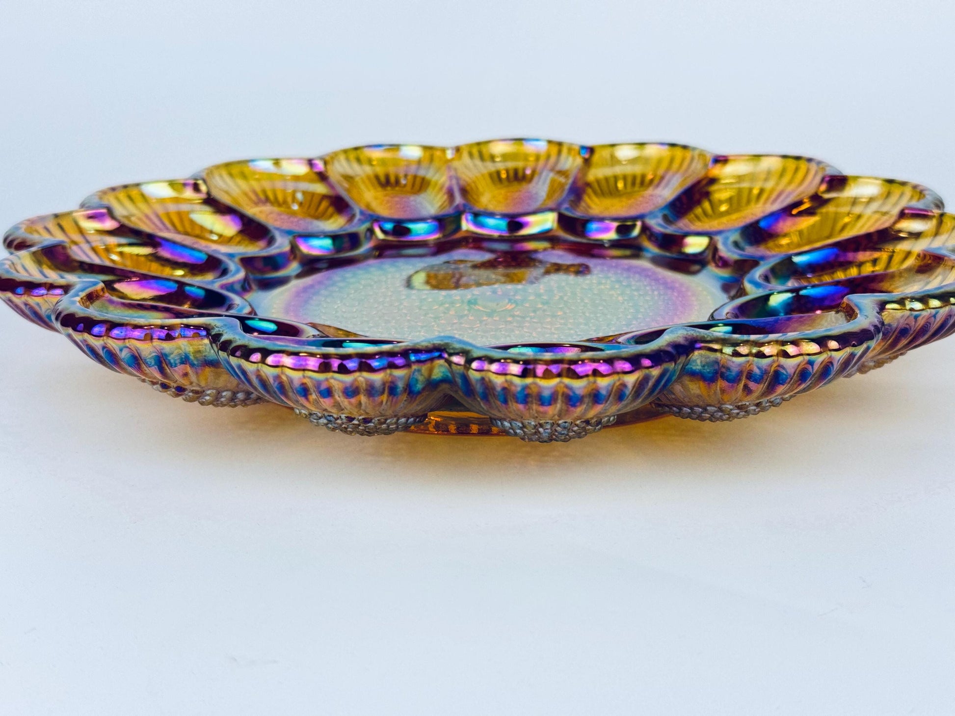 Product image for 'vintage carnival glass devilled egg plate scalloped edge hobnail bottom' (view f6076c)