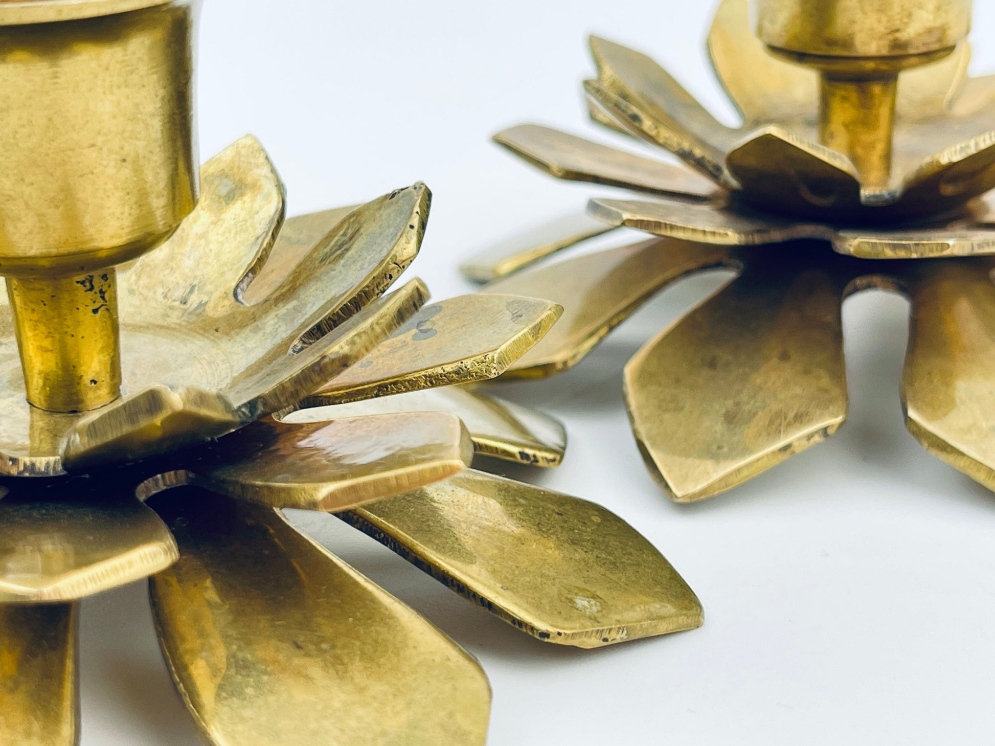 Product image for 'vintage solid brass floral candle holders set of two 2' (view 47b35f)