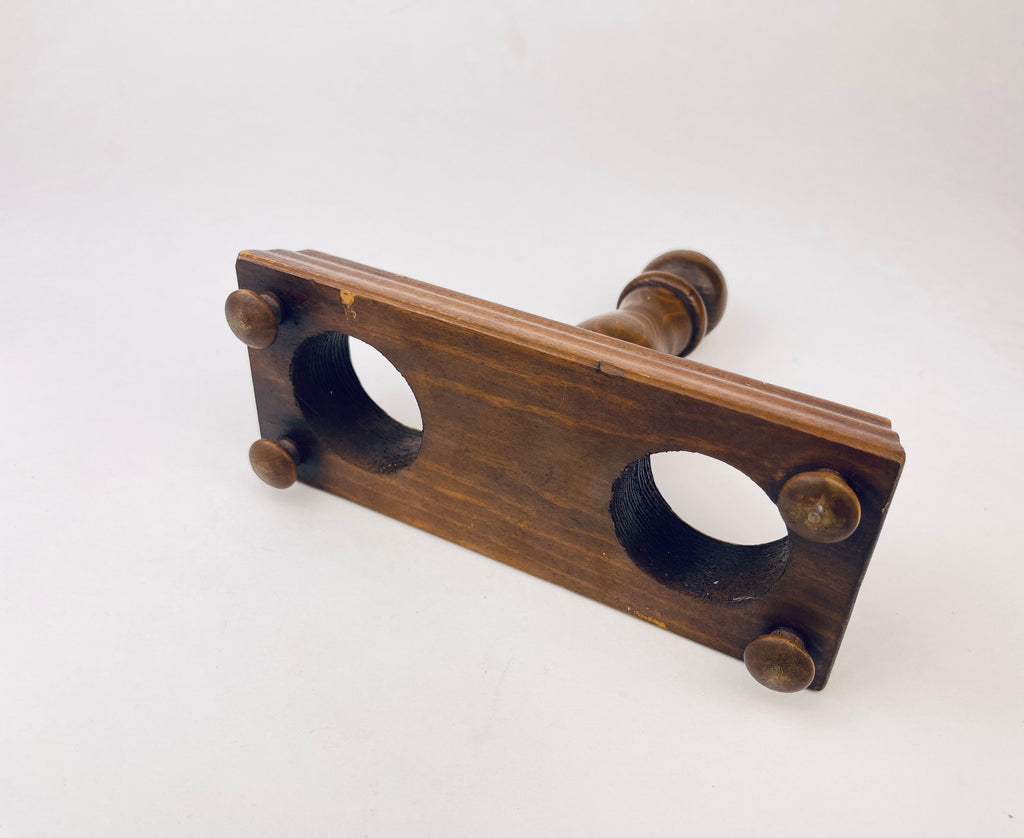 Product image for 'vintage wood salt pepper shakers caddy' (view 5e938d)