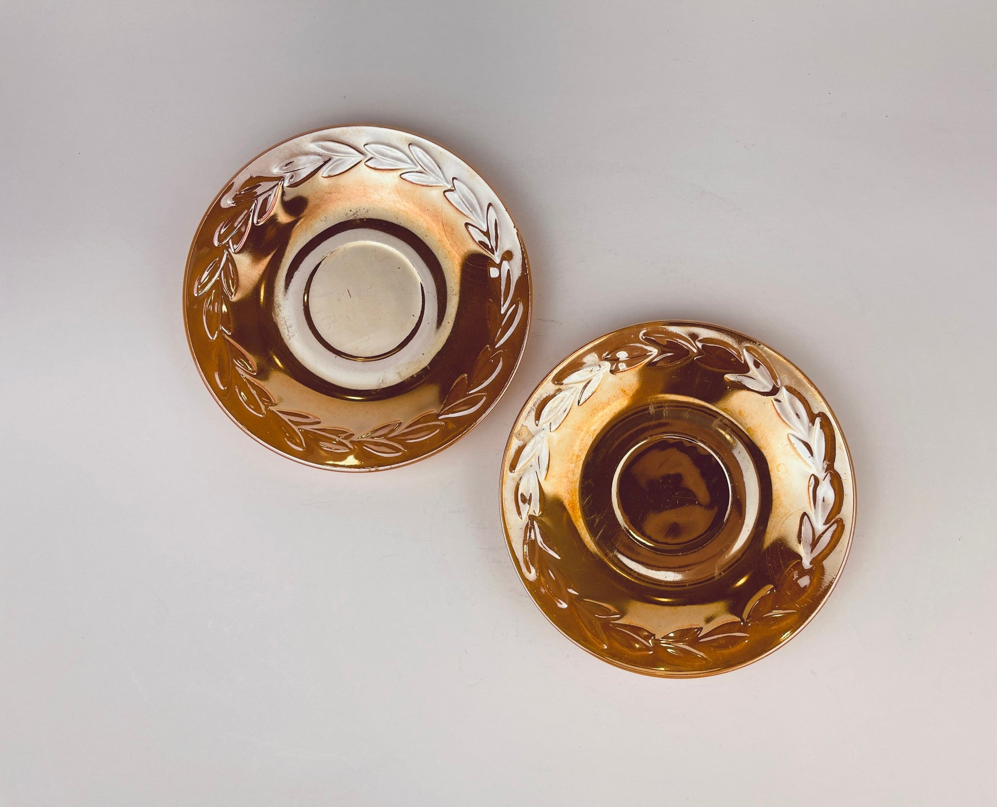 Product image for 'vintage peach lustreware laurel leaf replacement bowls saucer plates set of two 2 fire king made in usa sets sold separately' (view 889383)