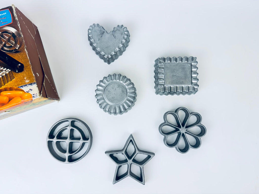 Product image for 'vintage nordic ware rosette timbale iron set scandinavian pastry molds' (view f4ca92)
