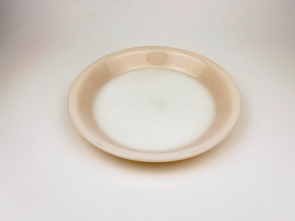 Product image for 'vintage fire king peach lustreware 9 pie plate dish made in usa 460' (view eec485)
