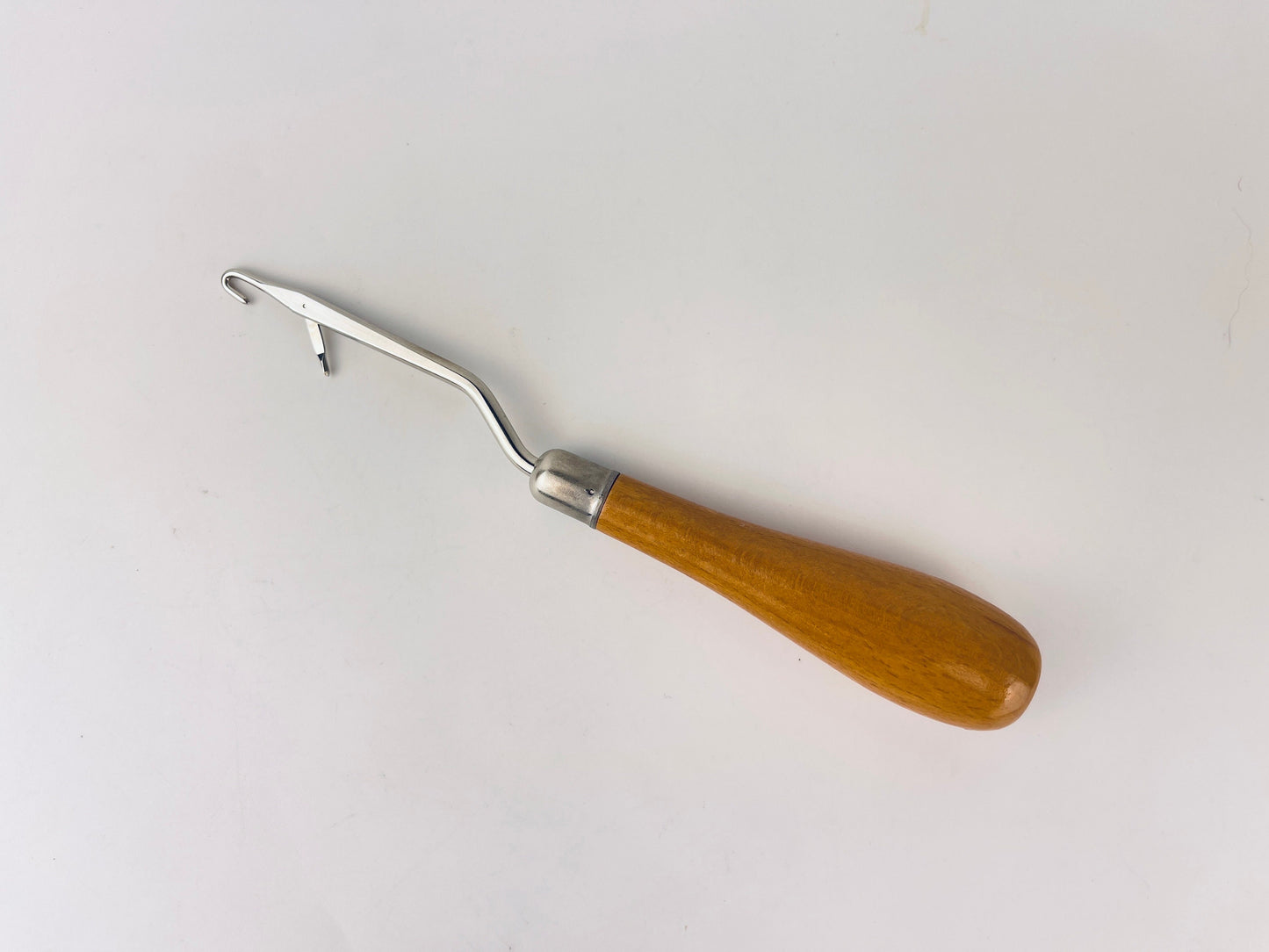 Product image for 'vintage rug yarn latch tool wood handle' (view c51ecf)