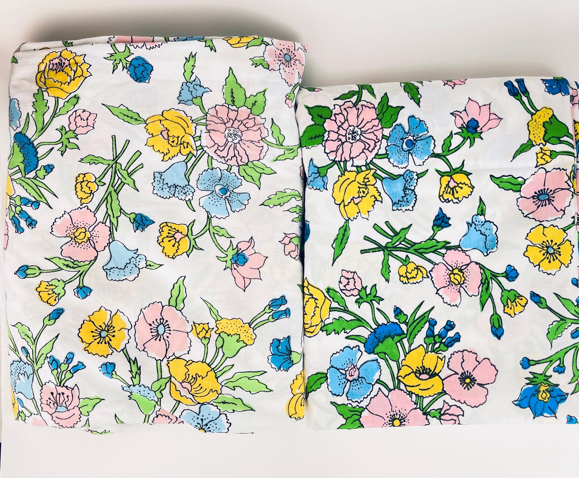 Product image for 'vintage spring mills twin double bedding set floral flat fitted sheet set 65 35 cotton polyester blend made in usa' (view 5f1e7d)