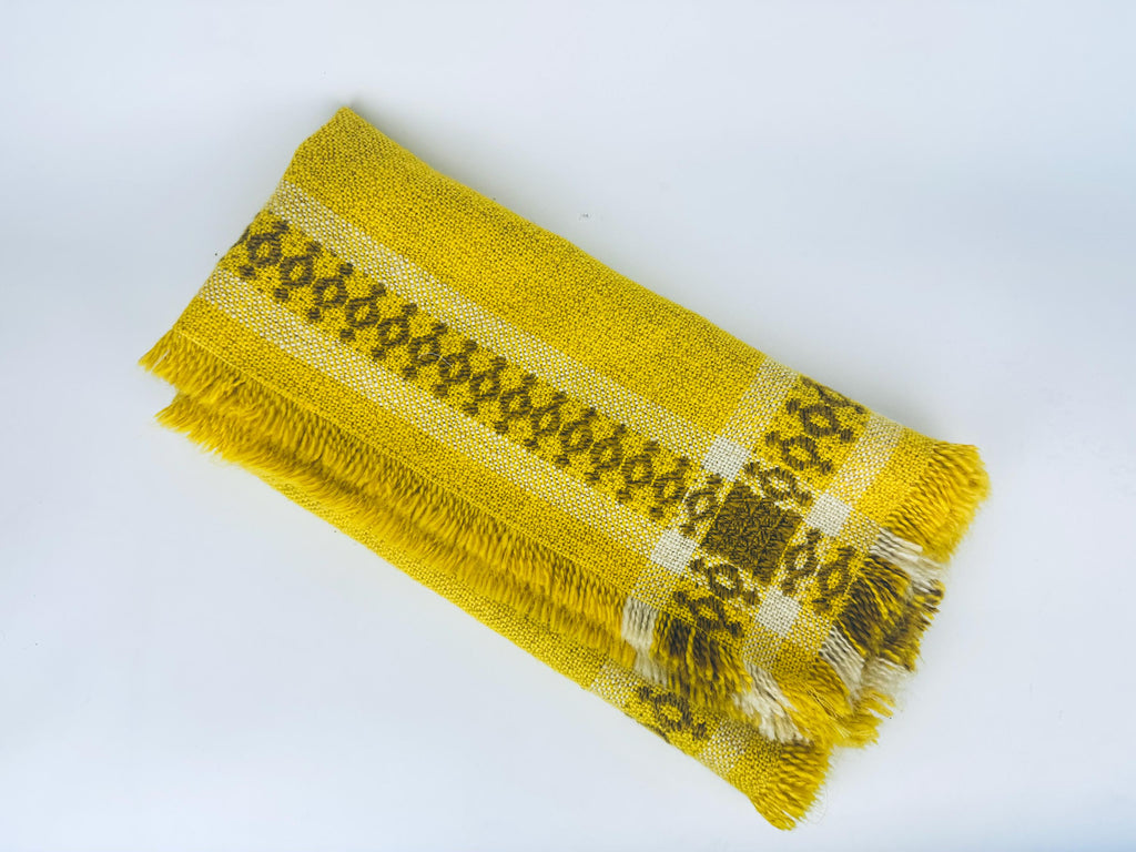 Product image for 'vintage embroidered bright yellow brown white geometric pattern fringe square table cloth' (view 90722e)