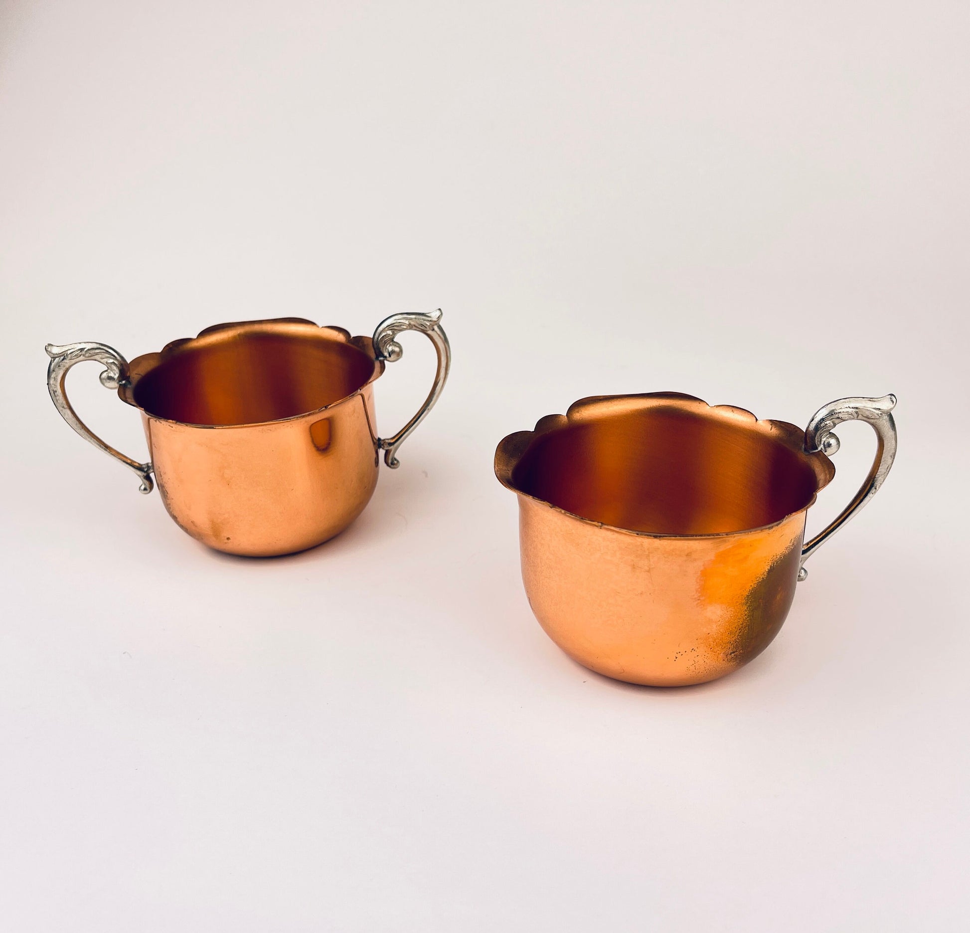 Product image for 'vintage copper cream sugar bowl set made by venetian copper silver handles' (view 8c0f7c)