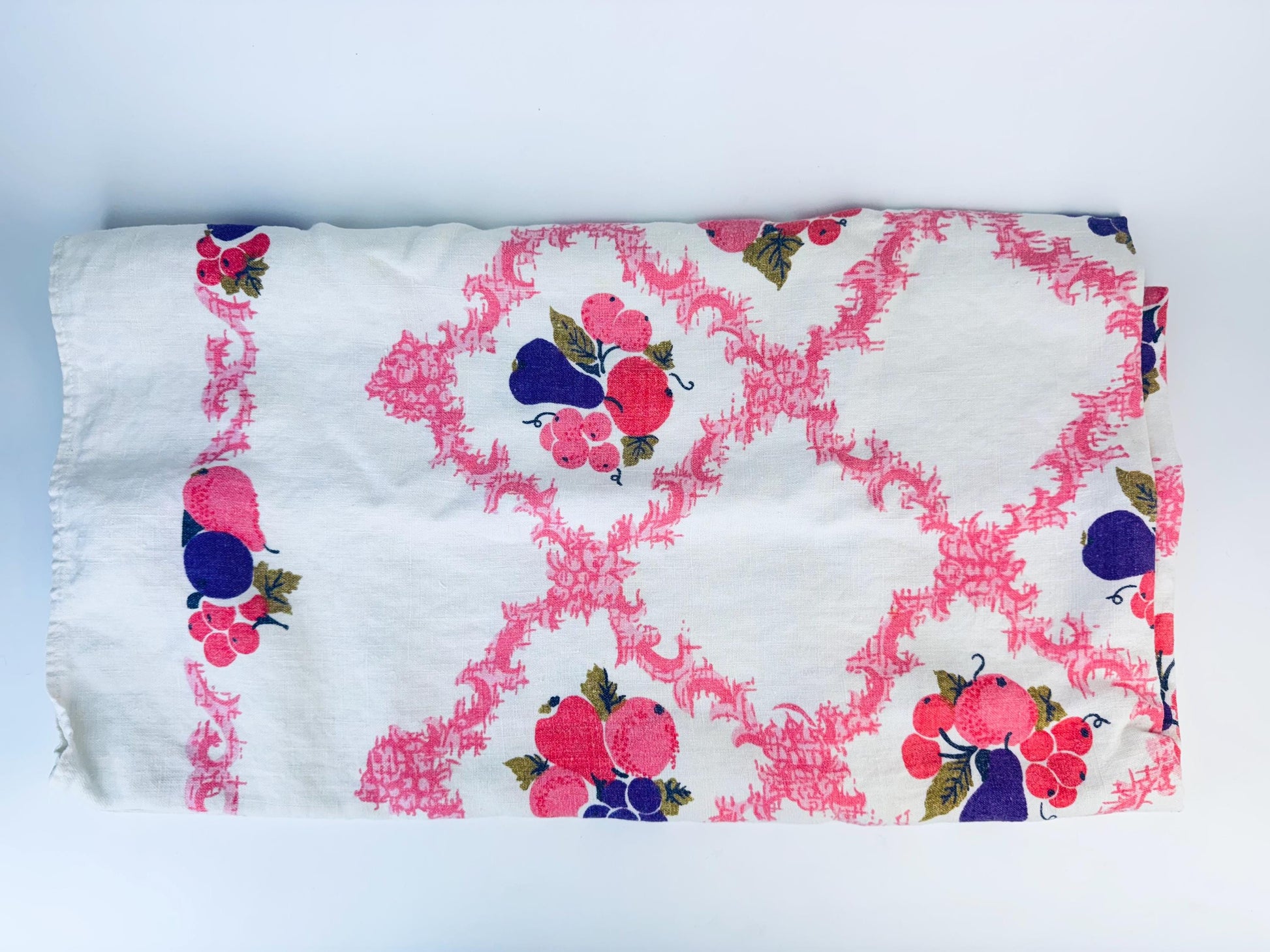 Product image for 'vintage pink purple fruit beige linen square tablecloth 46 x 46' (view be6c64)