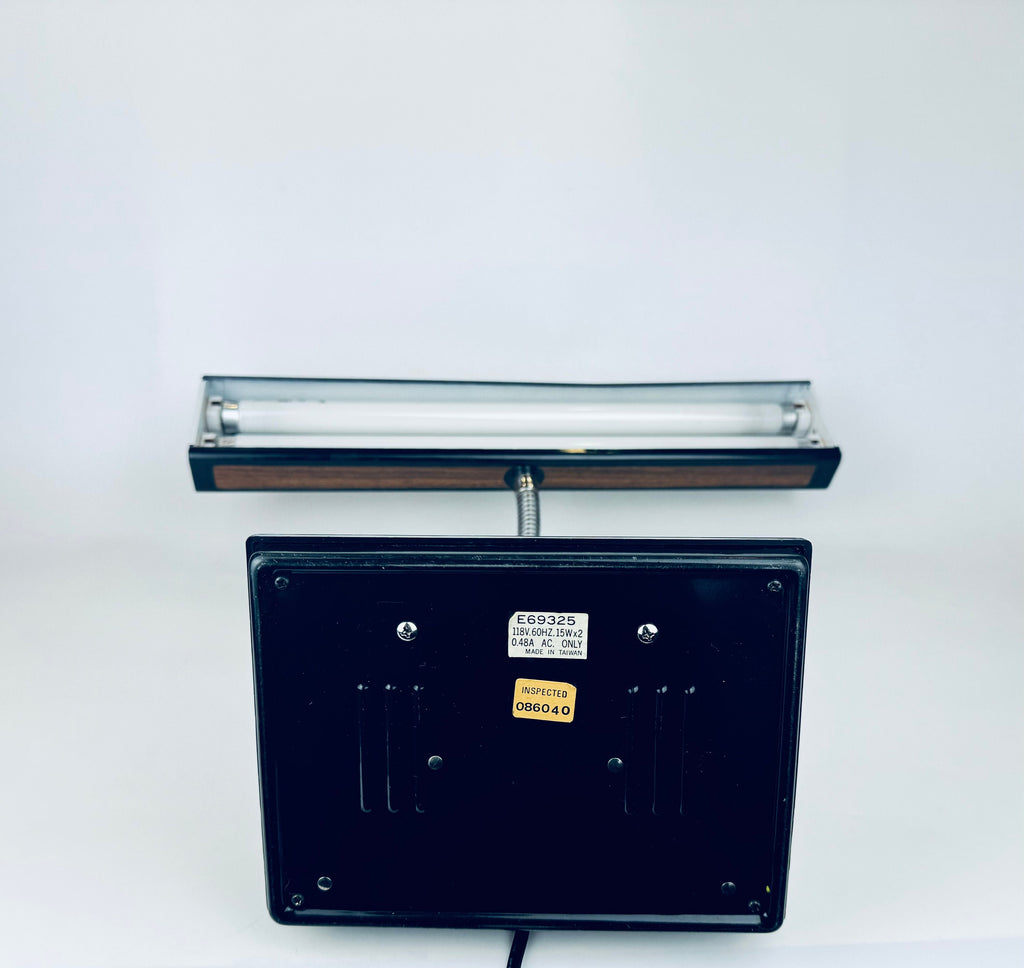Product image for 'vintage task study table lamp flexible silver metal gooseneck faux wood design base' (view b6302f)
