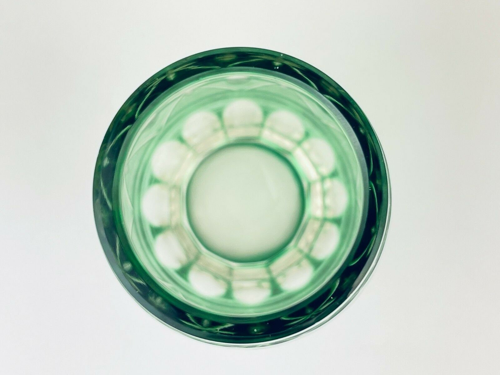 Product image for 'vintage etched green crystal glass vase boho star oval pattern' (view 0e026a)