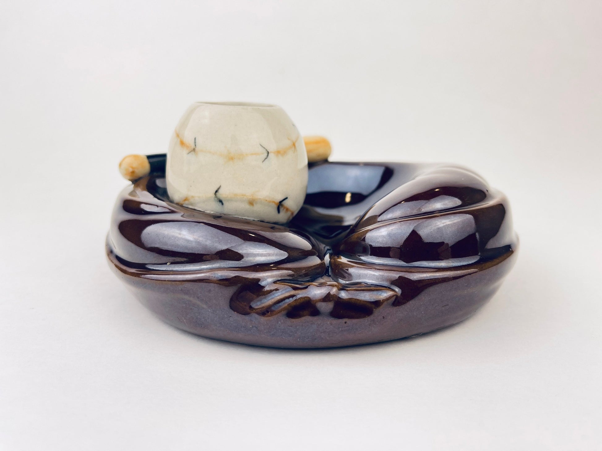 Product image for 'vintage baseball ashtray match holder mitt batt ball red clay pottery' (view 6e53d2)