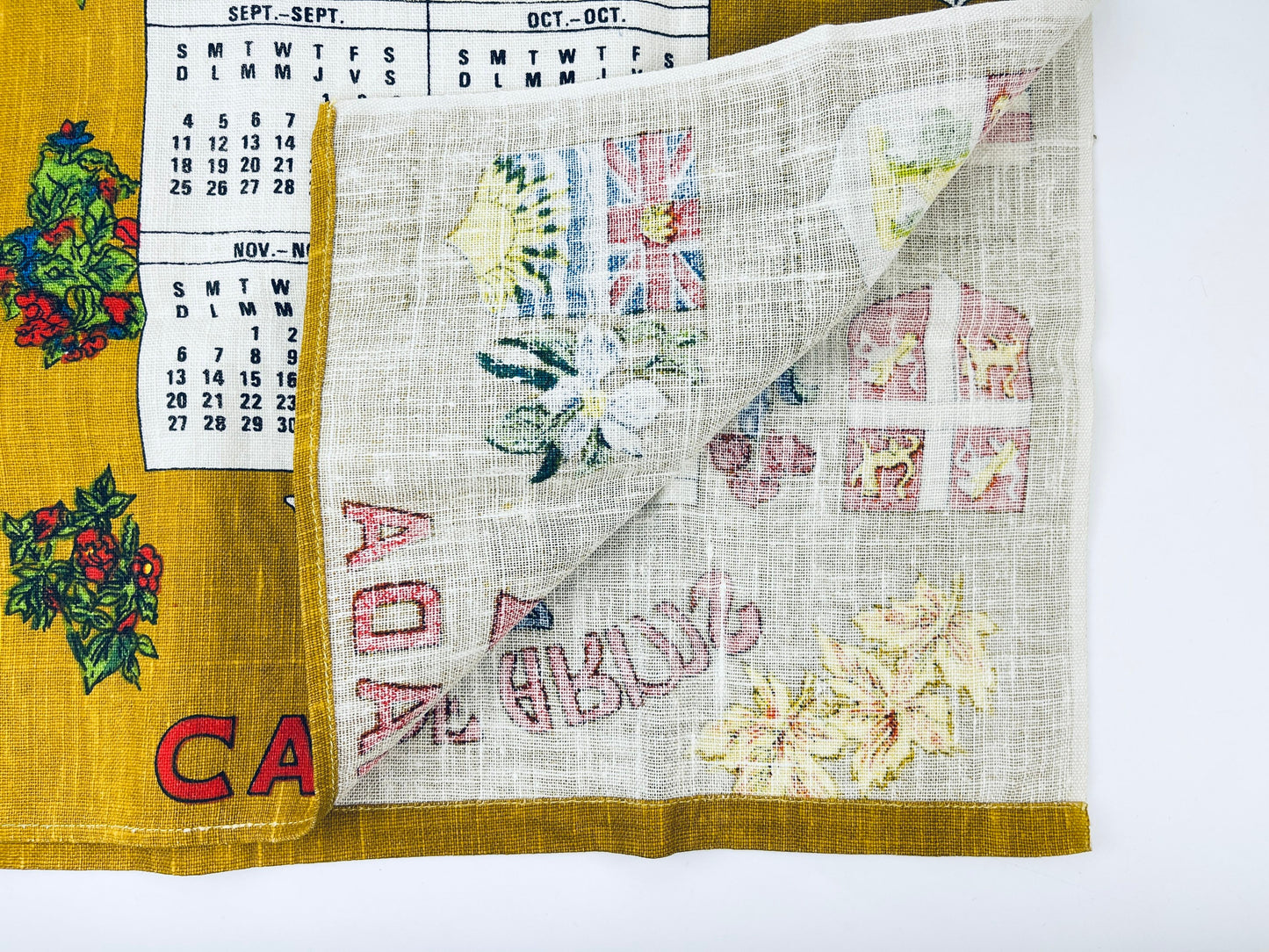 Product image for 'vintage 1977 canada coat of arms tea towel pristine linen calendar' (view 5b0ea5)
