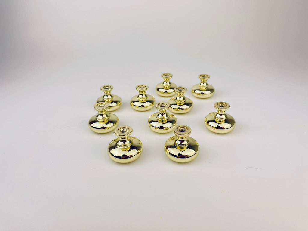 Product image for 'vintage shinny brass round circular knob drawer pull hardware new old stock nos individually priced' (view 564e55)