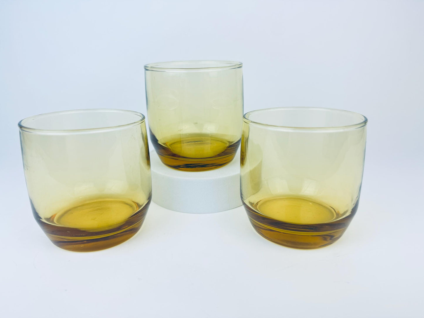Product image for 'vintage anchor hocking amber lowball glasses set of three 3' (view 908e45)